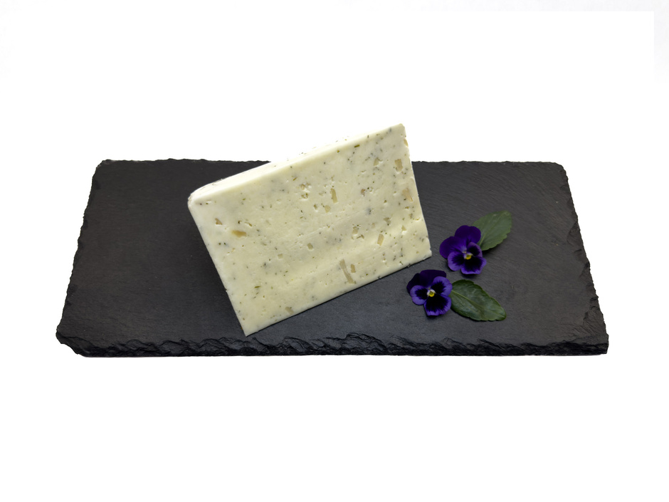 Ser tradycyjny z Pokaniewa - czosnek z koprem - ok. 310-350g