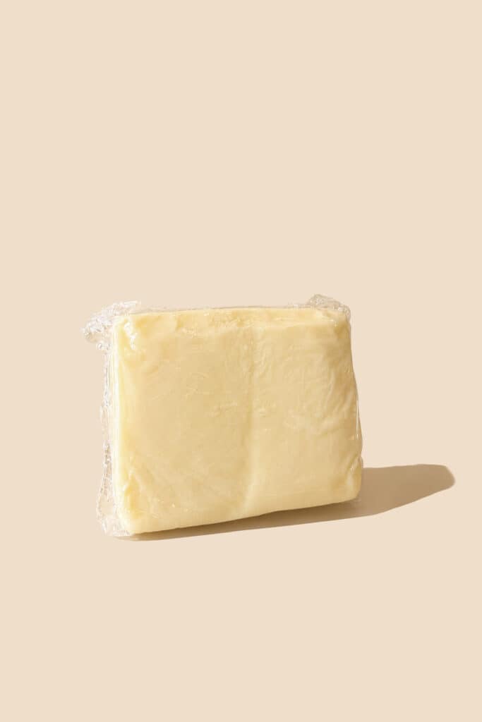 Ser krowi Mozzarella blok ok. 200 g - Hol-Ser